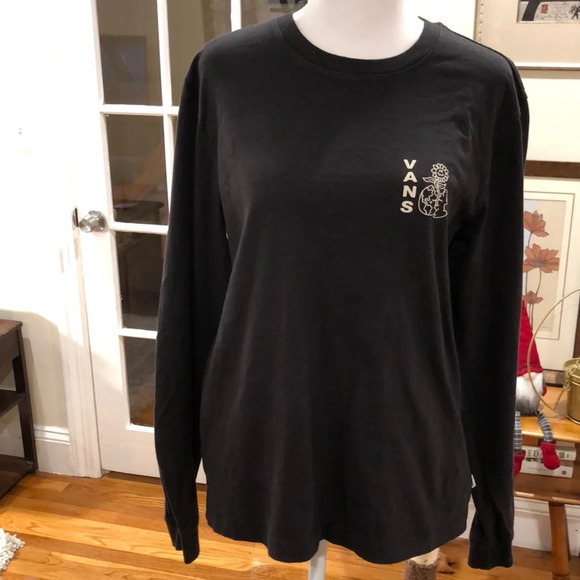 Vans black long sleeve shirt with flower design.  Size L - Picture 1 of 7